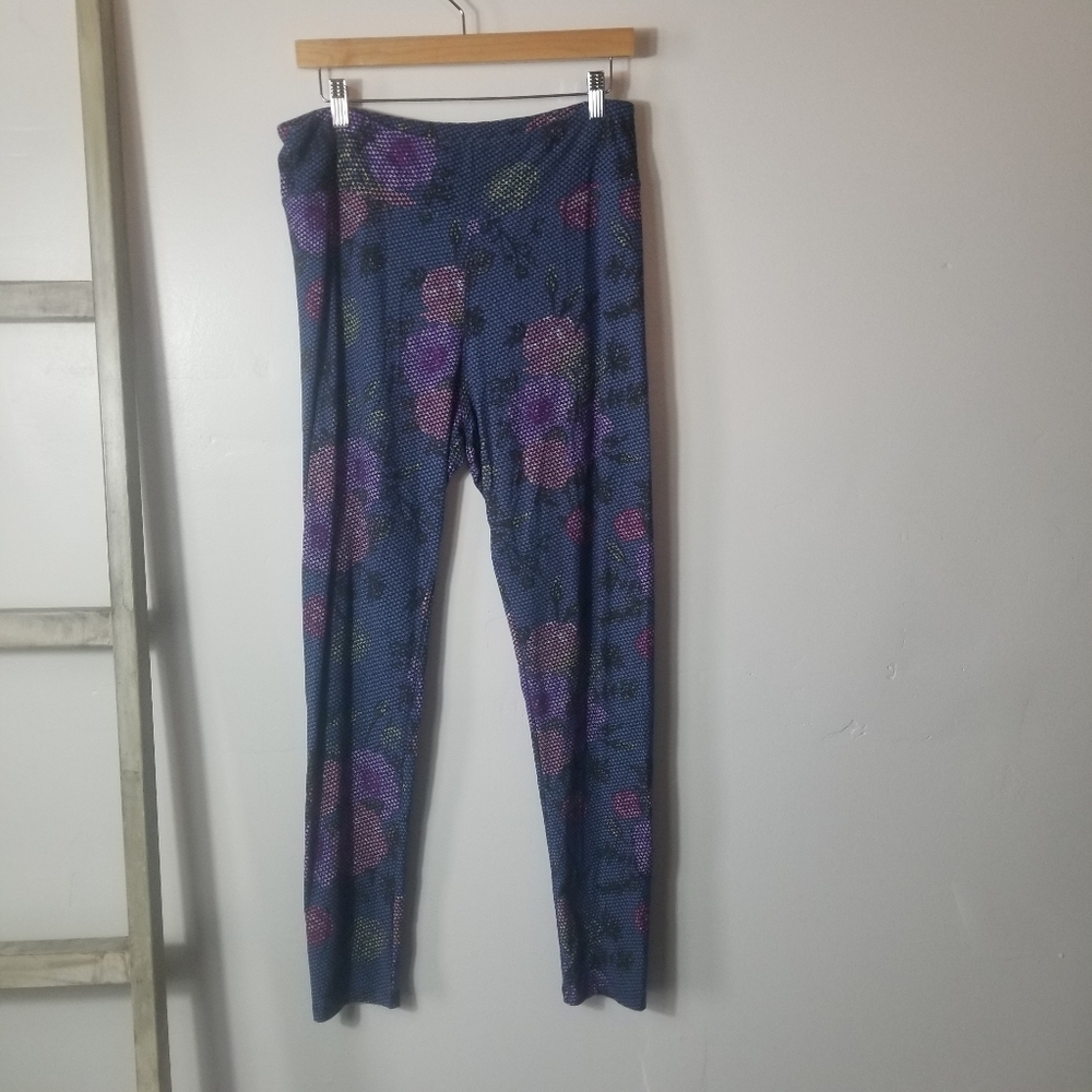 LULAROE WOMEN'S FLORAL PATTERNED LEGGINGS SIZE TALL AND CURVY